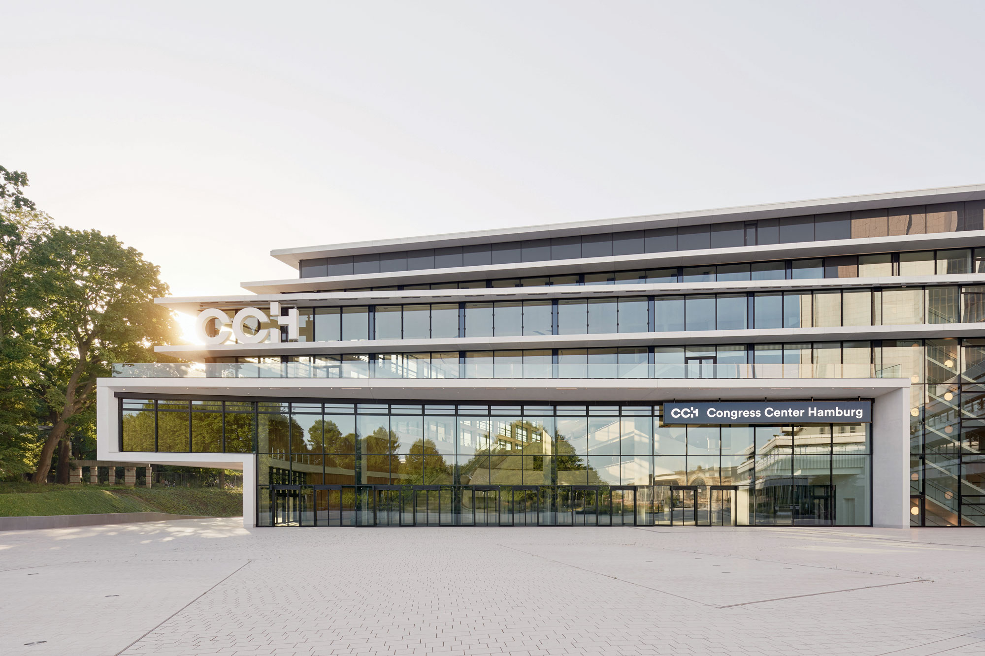 CCH - forecourt and facade CCH - forecourt and facade