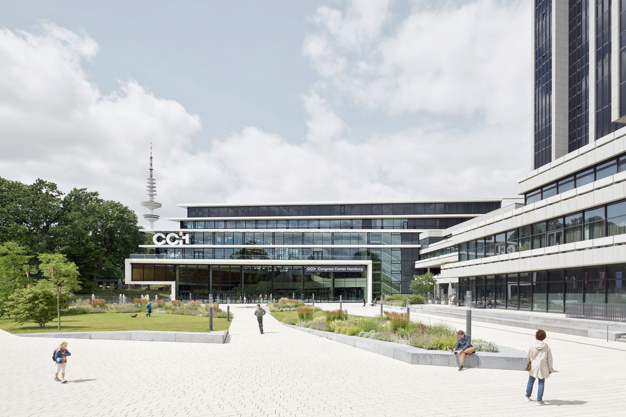 CCH - Exterior and facade CCH - Exterior and facade